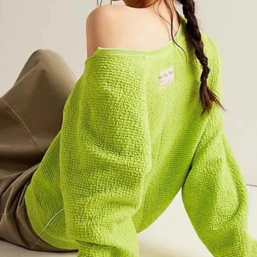 We The Free Midnight Pullover aloe lime combo NWOT - Picture 2 of 4